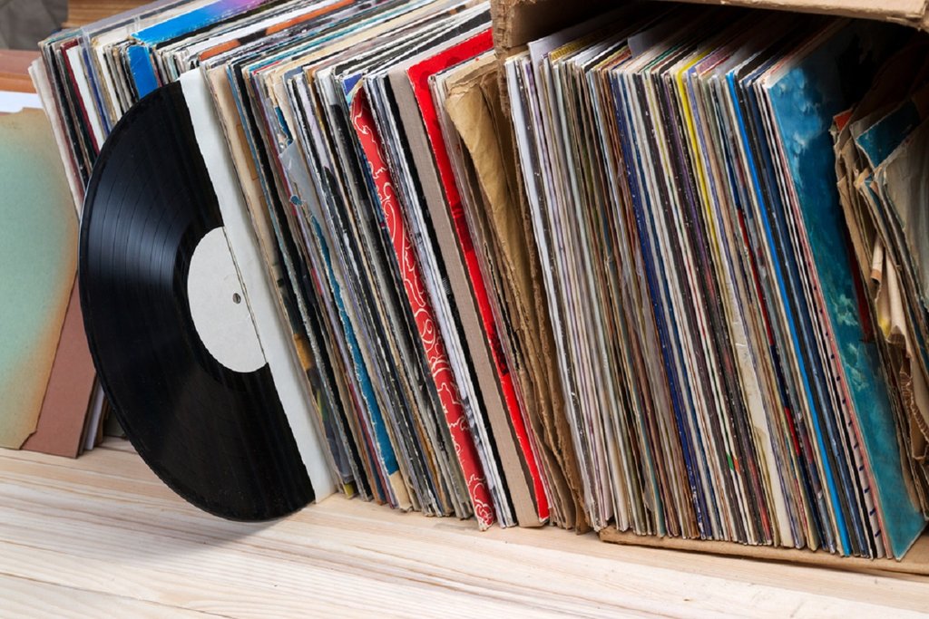 vinyl Records North shore. I pay cash for vinyl records on the North Shore and Auckland Region